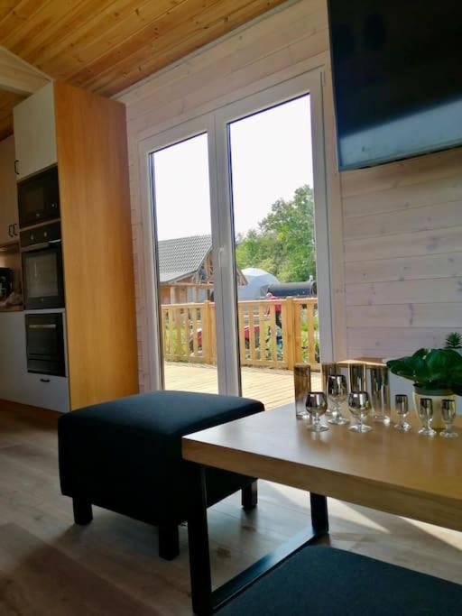 Tiny Beach House Heated And Airconditioned Wapnica  Экстерьер фото