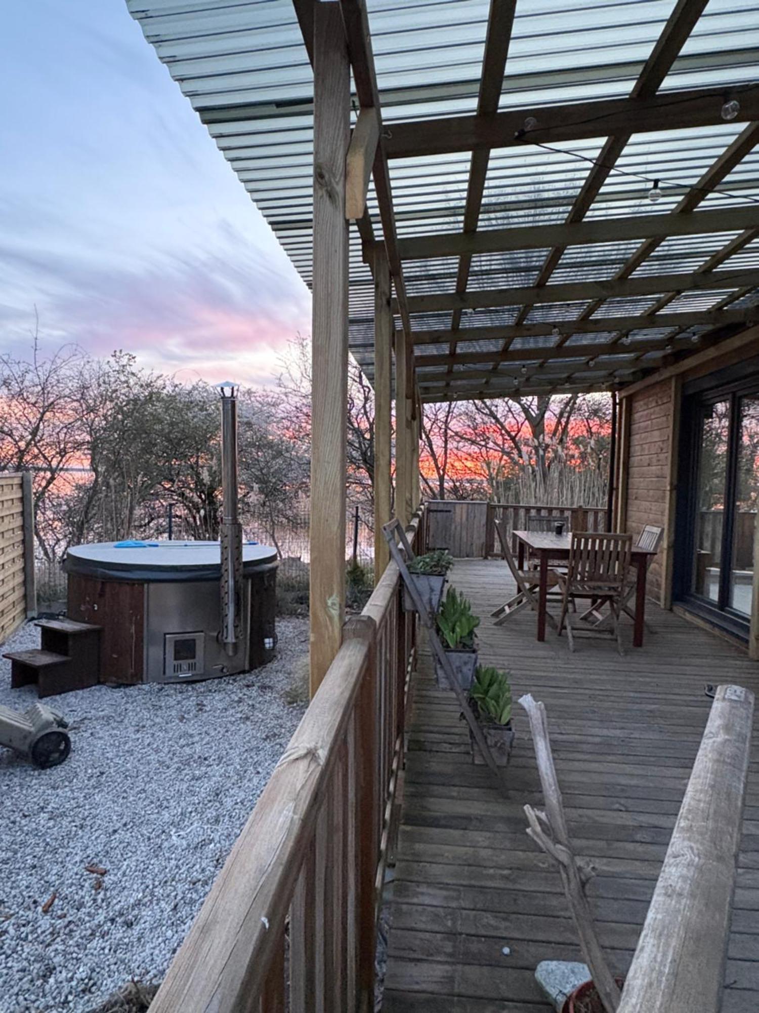 Tiny Beach House Heated And Airconditioned Wapnica  Экстерьер фото