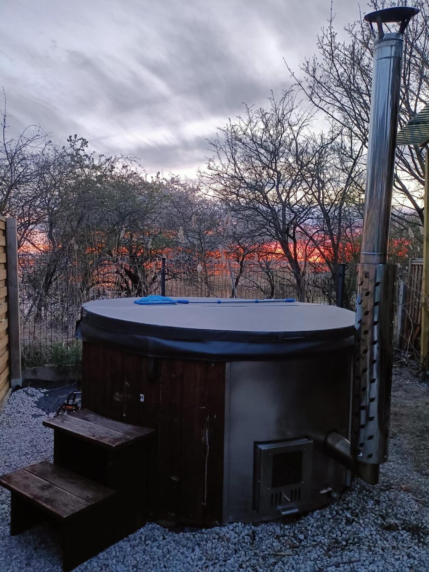 Tiny Beach House Heated And Airconditioned Wapnica  Экстерьер фото